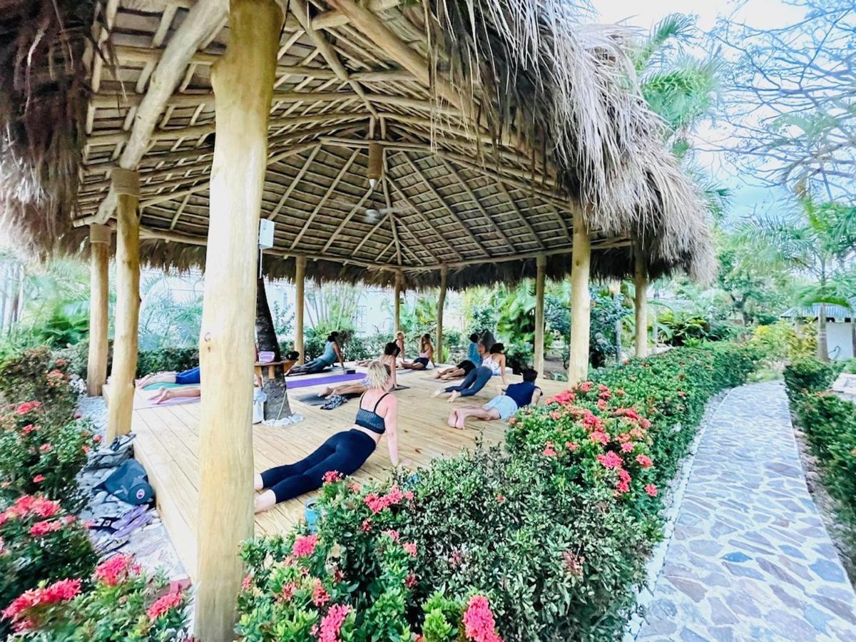 Hotel La Tortuga Las Terrenas Exteriör bild